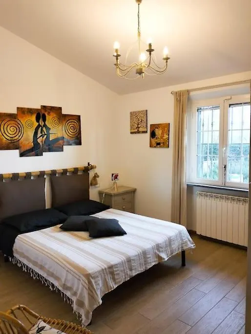 Apartment Villetta Rio, Large Private Garden Cecina